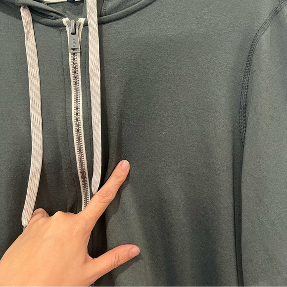 Vuori Halo performance hoodie olive green Sz L - Picture 4 of 8